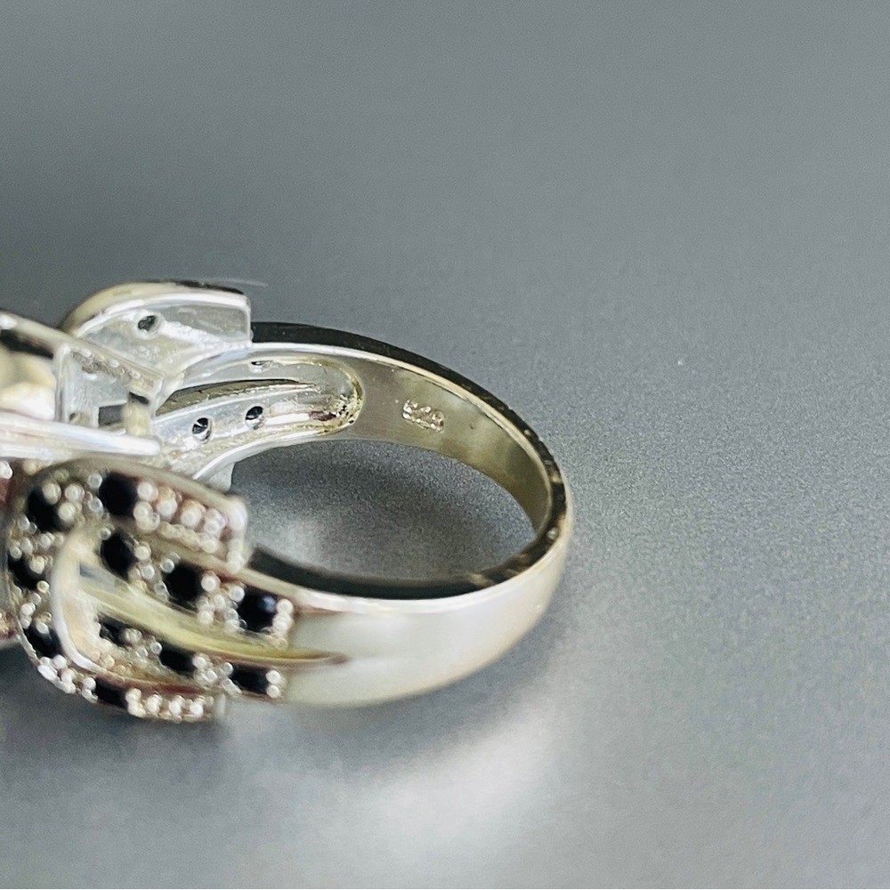 Black Onyx Oval Sterling Silver Cocktail Ring - Picture 9 of 12